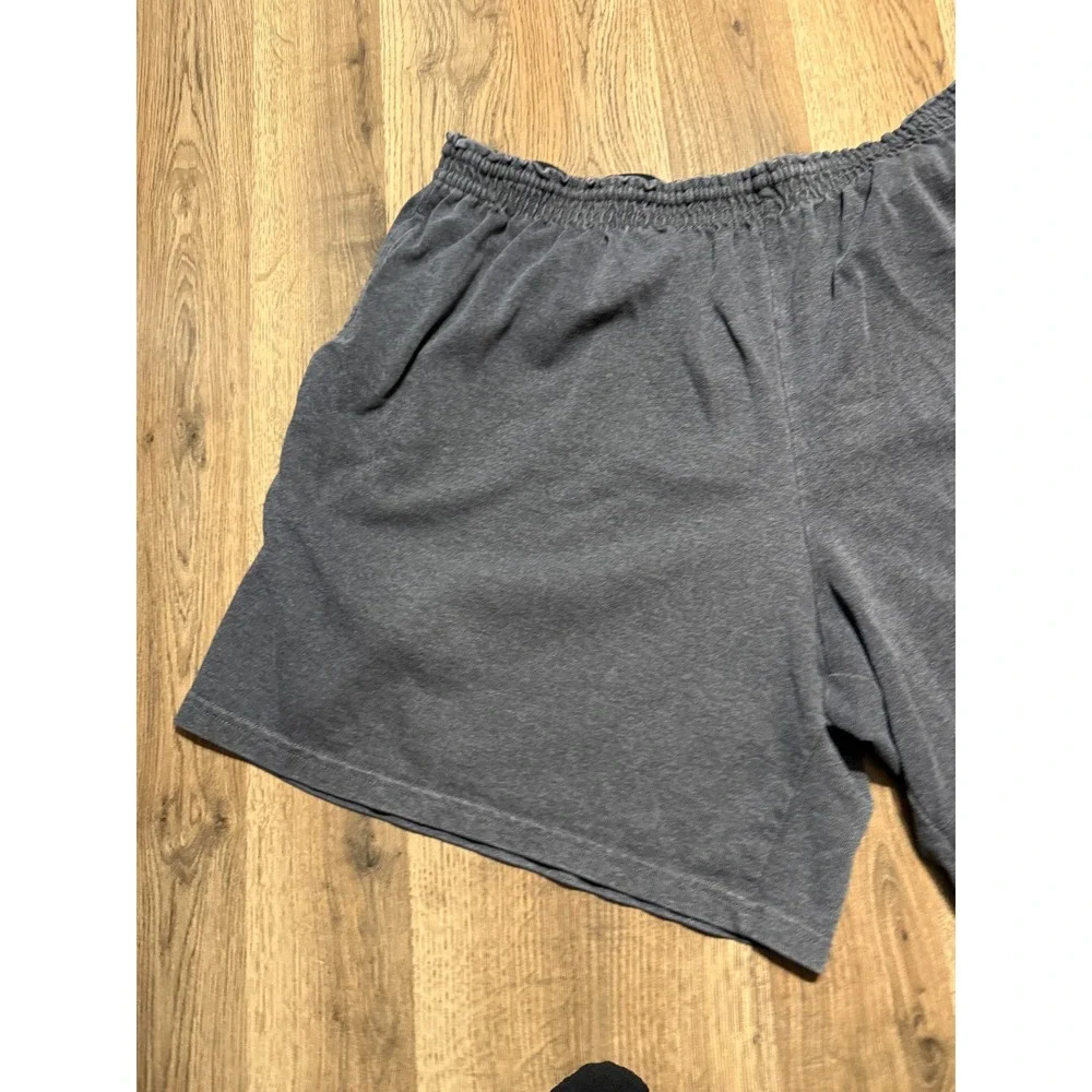 Champion Shorts Mens 2XL Gray Adult Gym Jersey Cotton Athletic Lounge Excellent